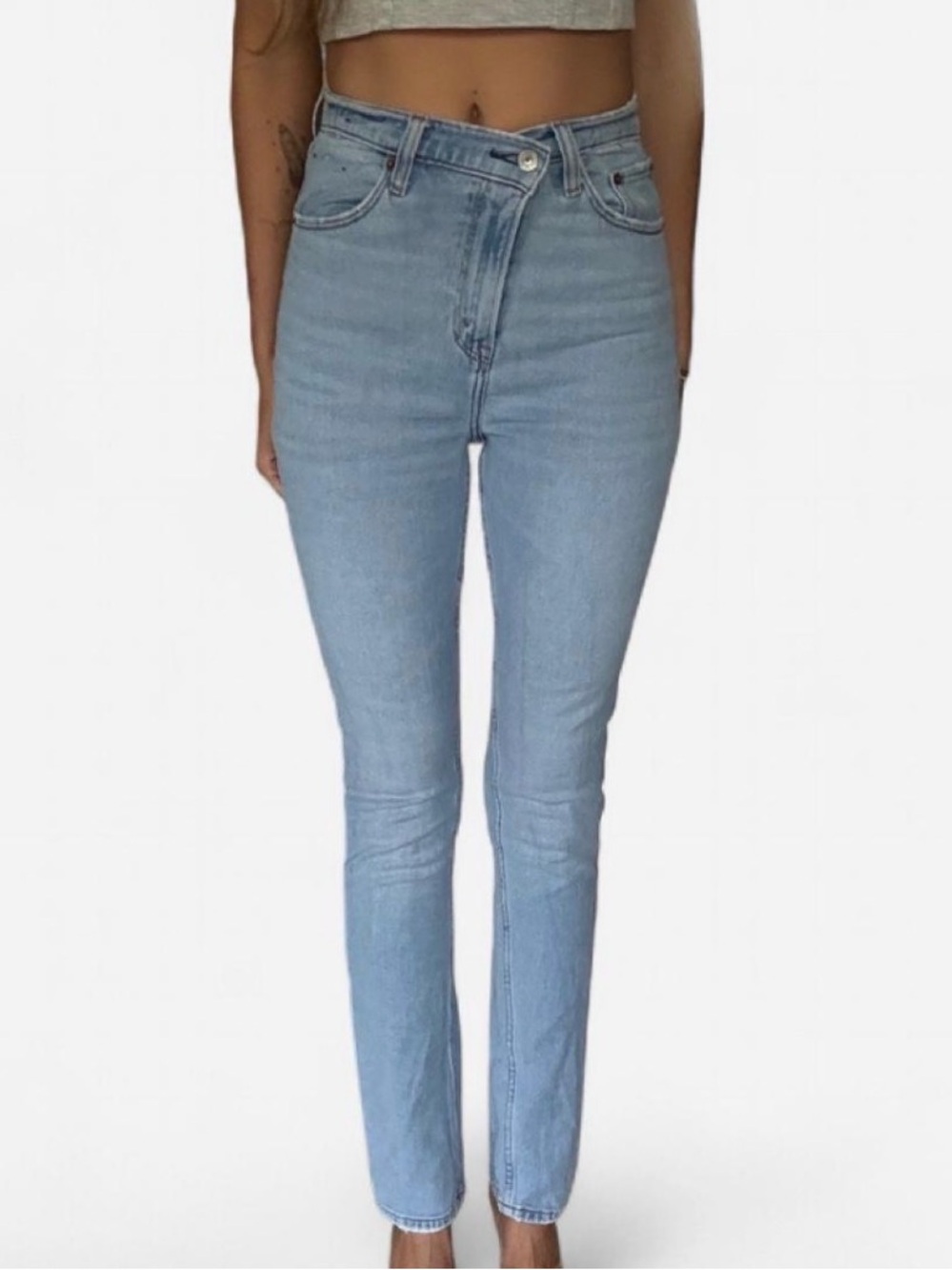 Abercrombie Curve Love ’90s Slim Straight Jeans